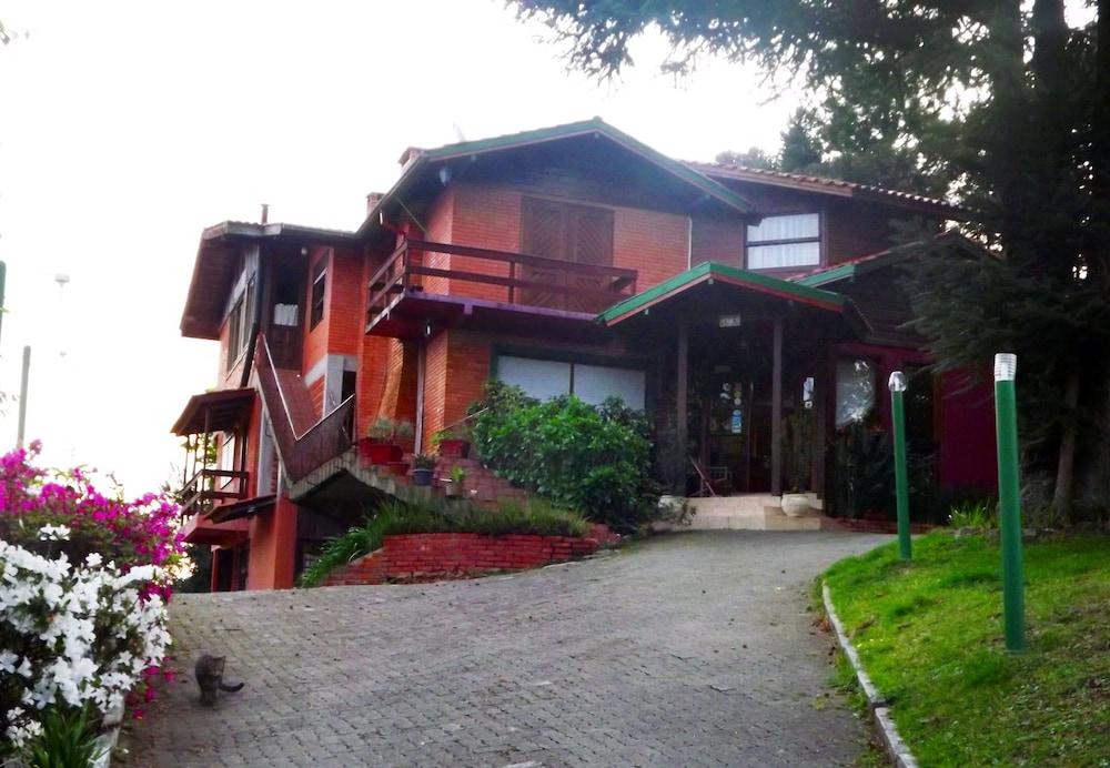 Pousada Pinha Pinhão Gramado Exterior foto